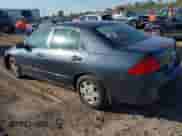 2007 Honda Accord LX с VIN JHMCM56467C020768, выставлен на аукционе IAAI как лот 43325150 с пробегом 137 766 миль миль и . История ставок и продаж доступна на DreamBid. Изображение 3.