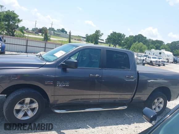 2019 Ram 1500 Big Horn with VIN 1C6RR7TT4KS516856, listed as a IAAI auction lot 42479156 with 140,579 mi miles and . Bid and sale history available at DreamBid. Image 14.