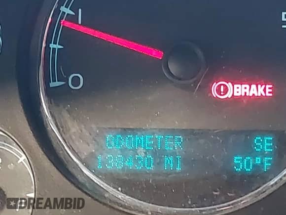 2011 Chevrolet Avalanche LT z VIN 3GNTKFE38BG152689, wystawiony jako IAAI lot #42039877 z przebiegiem 138 430 mil mil oraz . Historia ofert i sprzedaży dostępna na DreamBid. Obrazek 15.