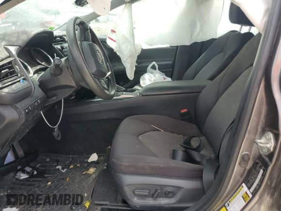 2020 Toyota Camry LE с VIN 4T1C11AK1LU399560, выставлен на аукционе Copart как лот 69238445 с пробегом 160 264 миль миль и Списание • Salvage title. История ставок и продаж доступна на DreamBid. Изображение 7.