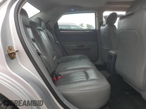 2005 Chrysler 300 C with VIN 2C3JA63H95H616602, listed as a Copart auction lot 72047815 with 105,959 mi miles and Salvage title. Bid and sale history available at DreamBid. Image 10.