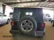 2021 Jeep Wrangler Unlimited Sahara Altitude z VIN 1C4HJXEN3MW543021, wystawiony jako Copart lot #50978585 z przebiegiem 78 785 mil mil oraz Czysty tytuł • Clean title. Historia ofert i sprzedaży dostępna na DreamBid. Obrazek 6.
