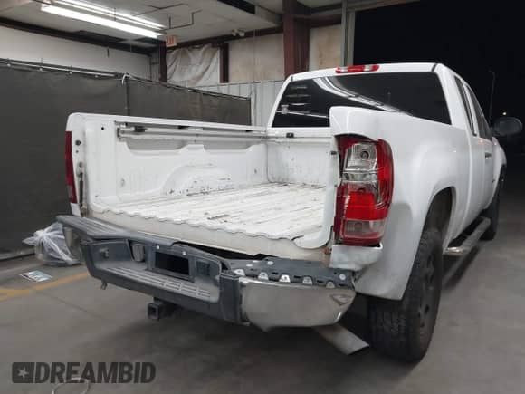 2008 GMC Sierra 1500 Work Truck с VIN 2GTEC19C581139055, выставлен на аукционе IAAI как лот 42736219 с пробегом 331 253 миль миль и . История ставок и продаж доступна на DreamBid. Изображение 6.