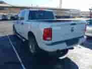 2014 Ram 1500 Express z VIN 1C6RR7KTXES168888, wystawiony jako IAAI lot #43242116 z przebiegiem 174 358 mil mil oraz . Historia ofert i sprzedaży dostępna na DreamBid. Obrazek 3.