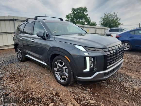 2023 Hyundai Palisade SEL with VIN KM8R4DGE6PU610519, listed as a Copart auction lot 63813315 with 14,191 mi miles and Salvage title. Bid and sale history available at DreamBid. Image 4.