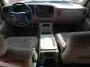2002 GMC Sierra 1500 SLE с VIN 1GTEC19T72Z202638, выставлен на аукционе Copart как лот 75527044 с пробегом 186 198 миль миль и Списание • Salvage title. История ставок и продаж доступна на DreamBid. Изображение 8.