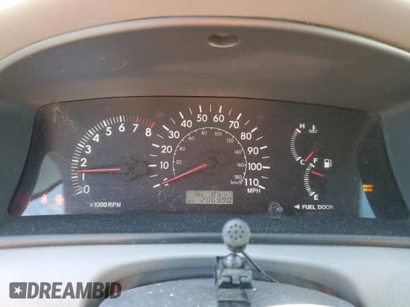 2005 Toyota Corolla LE с VIN 1NXBR32E35Z453940, выставлен на аукционе Copart как лот 82248645 с пробегом 206 990 миль миль и Списание • Salvage title. История ставок и продаж доступна на DreamBid. Изображение 9.