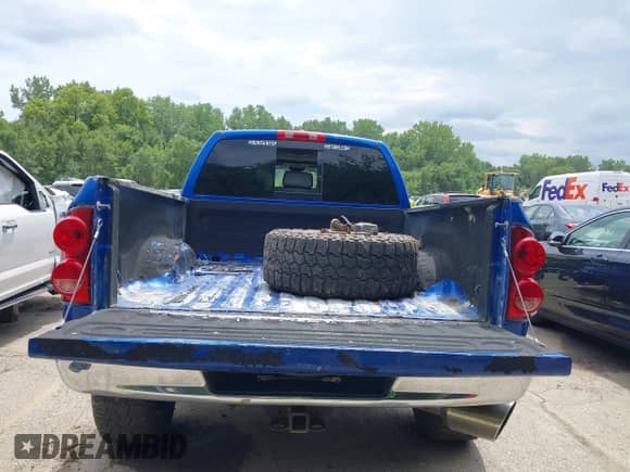 2009 Dodge 2500 SLT with VIN 3D7KS29L19G538216, listed as a IAAI auction lot 42805578 with 184,566 mi miles and . Bid and sale history available at DreamBid. Image 18.