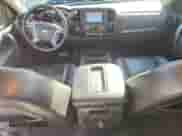 2013 Chevrolet Silverado 1500 LT z VIN 1GCRKSE74DZ262236, wystawiony jako Copart lot #86266165 z przebiegiem 176 514 mil mil oraz Szkoda całkowita • Salvage title. Historia ofert i sprzedaży dostępna na DreamBid. Obrazek 8.