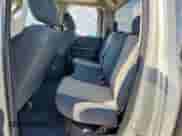 2010 Dodge 1500 SLT z VIN 1D7RB1GTXAS218014, wystawiony jako Copart lot #69746695 z przebiegiem 301 260 mil mil oraz Szkoda całkowita • Salvage title. Historia ofert i sprzedaży dostępna na DreamBid. Obrazek 10.