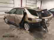 2019 Chevrolet Equinox LT z VIN 2GNAXTEV3K6137229, wystawiony jako IAAI lot #43252422 z przebiegiem 151 840 mil mil oraz . Historia ofert i sprzedaży dostępna na DreamBid. Obrazek 3.