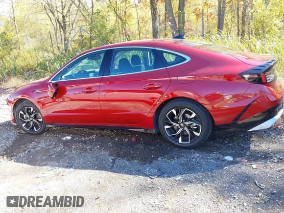 2024 Hyundai Sonata SEL with VIN KMHL64JA8RA427598, listed as a IAAI auction lot 43463812 with 30,486 mi miles and . Bid and sale history available at DreamBid. Image 14.