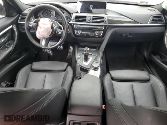 2016 BMW 3 Series 340i xDrive с VIN WBA8B7C53GK702855, выставлен на аукционе Copart как лот 68274745 с пробегом 58 347 миль миль и Списание • Salvage title. История ставок и продаж доступна на DreamBid. Изображение 8.