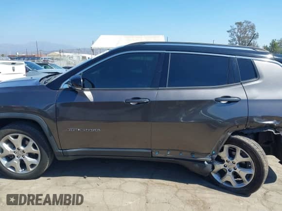 2022 Jeep Compass Limited with VIN 3C4NJDCB6NT100587, listed as a IAAI auction lot 43356409 with 34,839 mi miles and . Bid and sale history available at DreamBid. Image 14.