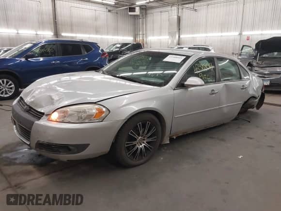 2010 Chevrolet Impala LTZ с VIN 2G1WC5EM4A1190412, выставлен на аукционе IAAI как лот 43388041 с пробегом 287 881 миль миль и . История ставок и продаж доступна на DreamBid. Изображение 2.