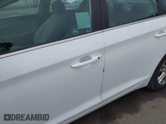 2016 Hyundai Sonata SE z VIN 5NPE24AF8GH415476, wystawiony jako IAAI lot #43473526 z przebiegiem 115 675 mil mil oraz . Historia ofert i sprzedaży dostępna na DreamBid. Obrazek 12.