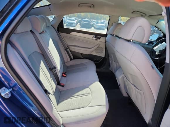 2015 Hyundai Sonata SE с VIN 5NPE24AF0FH209485, выставлен на аукционе Copart как лот 82554325 с пробегом 145 551 миль миль и Чистый • Clean title. История ставок и продаж доступна на DreamBid. Изображение 10.
