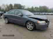 2009 Volvo S60 2.5T с VIN YV1RH592492738199, выставлен на аукционе Copart как лот 55726095 с пробегом 106 939 миль миль и Чистый • Clean title. История ставок и продаж доступна на DreamBid. Изображение 4.