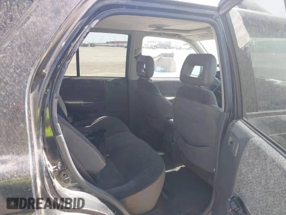 1998 Honda Passport LX с VIN 4S6CK58W7W4407105, выставлен на аукционе IAAI как лот 41831708 с пробегом 286 061 миль миль и . История ставок и продаж доступна на DreamBid. Изображение 8.