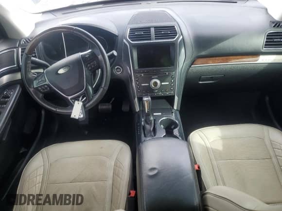 2017 Ford Explorer Platinum с VIN 1FM5K8HT9HGC45259, выставлен на аукционе Copart как лот 85172015 с пробегом 93 932 миль миль и Списание • Salvage title. История ставок и продаж доступна на DreamBid. Изображение 8.