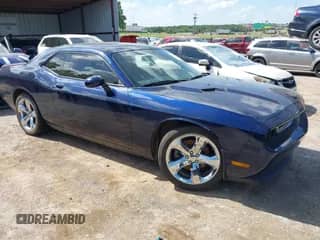 2013 Dodge Challenger Rallye Redline с VIN 2C3CDYAG8DH695247, выставлен на аукционе IAAI как лот 42547308 с пробегом 132 529 миль миль и . История ставок и продаж доступна на DreamBid. Изображение 1.