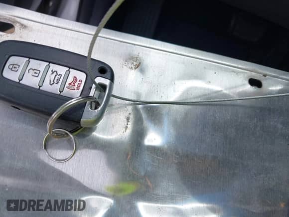 2012 Hyundai Elantra Limited с VIN KMHDH4AE9CU360548, выставлен на аукционе IAAI как лот 42246442 с пробегом 154 577 миль миль и . История ставок и продаж доступна на DreamBid. Изображение 11.