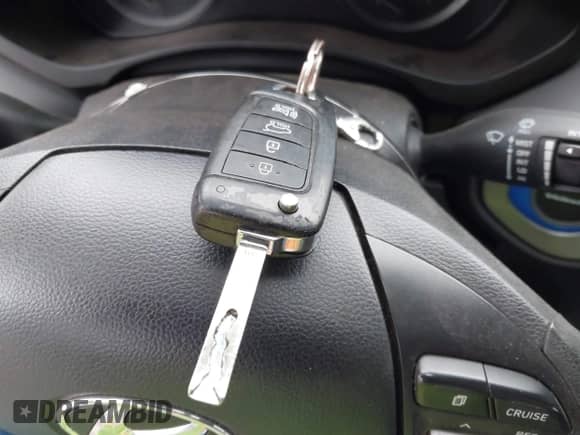 2019 Hyundai Veloster 2.0 с VIN KMHTG6AF9KU003288, выставлен на аукционе IAAI как лот 43161345 с пробегом 117 132 миль миль и . История ставок и продаж доступна на DreamBid. Изображение 11.