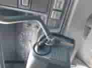 1998 Chevrolet Silverado 2500 z VIN 1GCGK29J9WE232656, wystawiony jako IAAI lot #43377388 z przebiegiem 201 761 mil mil oraz . Historia ofert i sprzedaży dostępna na DreamBid. Obrazek 11.