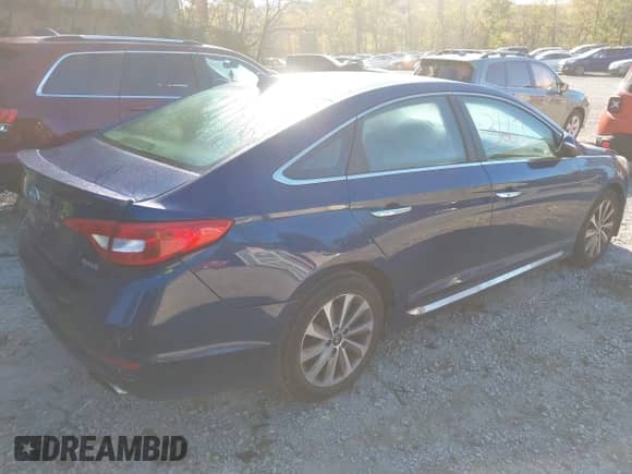 2016 Hyundai Sonata Limited с VIN 5NPE34AFXGH430137, выставлен на аукционе IAAI как лот 43443667 с пробегом 176 061 миль миль и . История ставок и продаж доступна на DreamBid. Изображение 4.