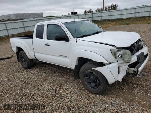 2011 Toyota Tacoma с VIN 5TFUU4EN7BX006230, выставлен на аукционе Copart как лот 80959605 с пробегом 300 946 миль миль и На запчасти • Non repairable. История ставок и продаж доступна на DreamBid. Изображение 4.