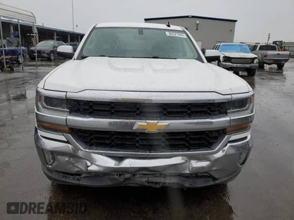 2017 Chevrolet Silverado 1500 LT z VIN 3GCPCREH1HG440762, wystawiony jako Copart lot #86527844 z przebiegiem 238 123 mil mil oraz Szkoda całkowita • Salvage title. Historia ofert i sprzedaży dostępna na DreamBid. Obrazek 5.