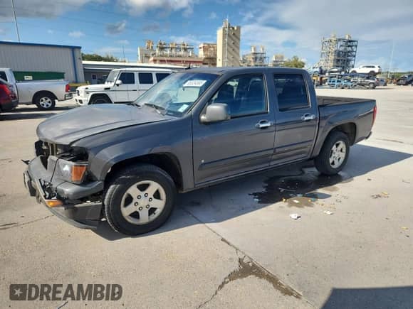 2009 Chevrolet Colorado 1LT с VIN 1GCCS13E498110424, выставлен на аукционе Copart как лот 85334595 с пробегом 122 537 миль миль и Списание • Salvage title. История ставок и продаж доступна на DreamBid. Изображение 1.
