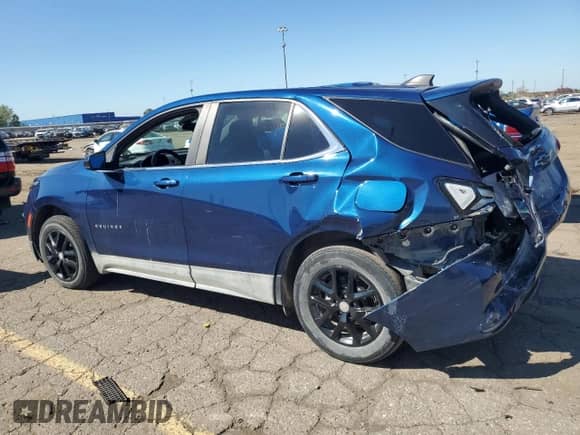 2022 Chevrolet Equinox LT with VIN 3GNAXUEV5NL151302, listed as a Copart auction lot 84769635 with 41,448 mi miles and Salvage title. Bid and sale history available at DreamBid. Image 2.