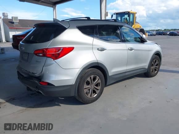 2014 Hyundai Santa Fe z VIN 5XYZU3LB3EG206926, wystawiony jako IAAI lot #43301222 z przebiegiem 134 184 mil mil oraz . Historia ofert i sprzedaży dostępna na DreamBid. Obrazek 4.