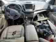 2017 Ford Escape SE с VIN 1FMCU9G92HUD68271, выставлен на аукционе Copart как лот 64069835 с пробегом 95 096 миль миль и Списание • Salvage title. История ставок и продаж доступна на DreamBid. Изображение 8.