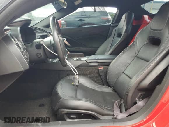 2016 Chevrolet Corvette Z51 1LT z VIN 1G1YG3D78G5123610, wystawiony jako Copart lot #63845045 z przebiegiem 48 873 mil mil oraz Szkoda całkowita • Salvage title. Historia ofert i sprzedaży dostępna na DreamBid. Obrazek 7.