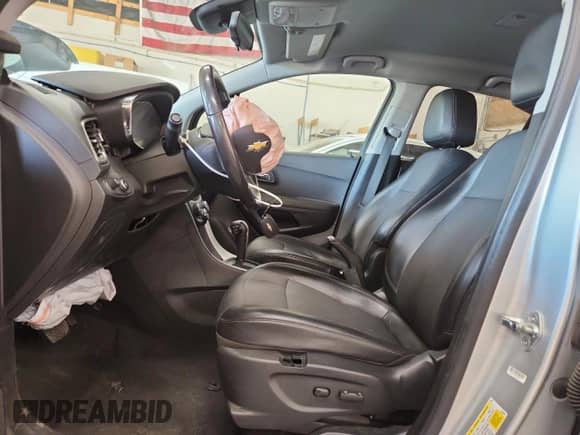 2019 Chevrolet Trax LT with VIN KL7CJPSB4KB954322, listed as a Copart auction lot 70761965 with 64,233 mi miles and Salvage title. Bid and sale history available at DreamBid. Image 7.