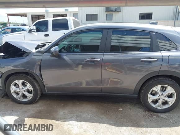 2025 Honda HR-V LX с VIN 3CZRZ1H30SM714187, выставлен на аукционе IAAI как лот 42703759 с пробегом 2 761 миль миль и . История ставок и продаж доступна на DreamBid. Изображение 15.