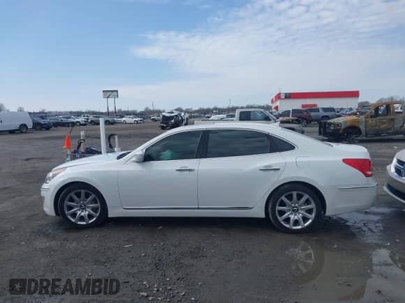 2012 Hyundai Equus Signature с VIN KMHGH4JH0CU053096, выставлен на аукционе IAAI как лот 41586042 с пробегом 143 094 миль миль и . История ставок и продаж доступна на DreamBid. Изображение 14.