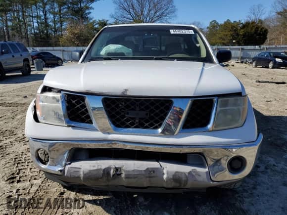 2007 Nissan Frontier SE with VIN 1N6AD06U97C410014, listed as a Copart auction lot 46402375 with 172,136 mi miles and Salvage title. Bid and sale history available at DreamBid. Image 5.