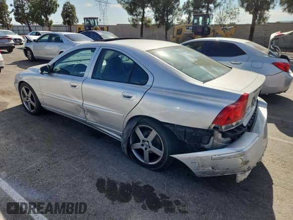 2007 Volvo S60 2.5L Turbo с VIN YV1RS592872643515, выставлен на аукционе Copart как лот 71086295 с пробегом 116 805 миль миль и Списание • Salvage title. История ставок и продаж доступна на DreamBid. Изображение 2.