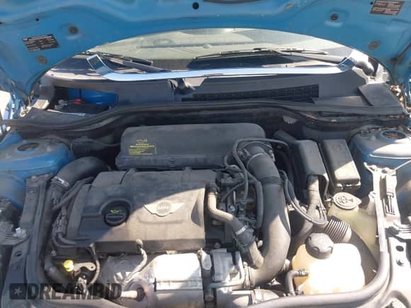 2012 MINI Hardtop S with VIN WMWSV3C55CTY29181, listed as a IAAI auction lot 42621045 with 68,706 mi miles and . Bid and sale history available at DreamBid. Image 10.