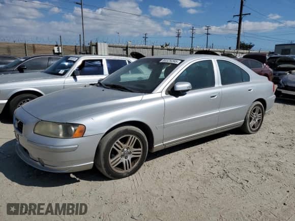 2008 Volvo S60 2.5T с VIN YV1RS592X82673794, выставлен на аукционе Copart как лот 80329265 с пробегом Не указан миль и Чистый • Clean title. История ставок и продаж доступна на DreamBid. Изображение 1.