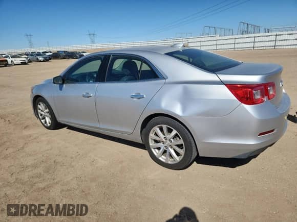 2016 Chevrolet Malibu LTZ with VIN 1G11E5SA0GF168939, listed as a Copart auction lot 82291985 with 204,279 mi miles and Clean title. Bid and sale history available at DreamBid. Image 2.