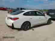 2023 BMW i4 eDrive35 z VIN WBY43AW0XPFP76986, wystawiony jako Copart lot #63575095 z przebiegiem 14 128 mil mil oraz Szkoda całkowita • Salvage title. Historia ofert i sprzedaży dostępna na DreamBid. Obrazek 3.