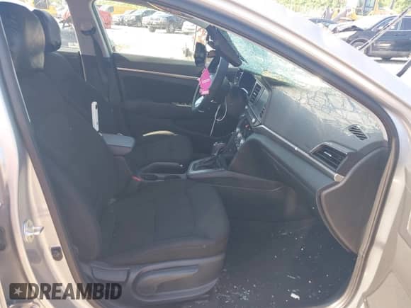 2020 Hyundai Elantra SEL with VIN 5NPD84LF0LH628407, listed as a IAAI auction lot 42655700 with 32,828 mi miles and . Bid and sale history available at DreamBid. Image 5.