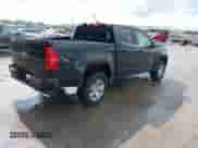 2019 Chevrolet Colorado 2WD LT z VIN 1GCGSCEA9K1337629, wystawiony jako IAAI lot #42115068 z przebiegiem 57 238 mil mil oraz . Historia ofert i sprzedaży dostępna na DreamBid. Obrazek 4.