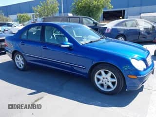 2004 Mercedes-Benz C 240 с VIN WDBRF61J94A566723, выставлен на аукционе IAAI как лот 42637707 с пробегом 108 563 миль миль и . История ставок и продаж доступна на DreamBid. Изображение 1.