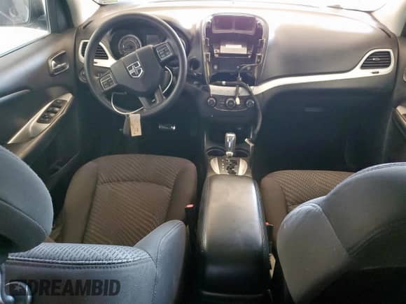 2017 Dodge Journey SXT with VIN 3C4PDCBB4HT588471, listed as a Copart auction lot 70646945 with 117,168 mi miles and Salvage title. Bid and sale history available at DreamBid. Image 8.