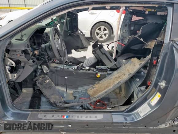 2019 Chevrolet Camaro 2SS z VIN 1G1FH1R74K0128004, wystawiony jako Copart lot #71803945 z przebiegiem Nie podano mil oraz Szkoda całkowita • Salvage title. Historia ofert i sprzedaży dostępna na DreamBid. Obrazek 7.